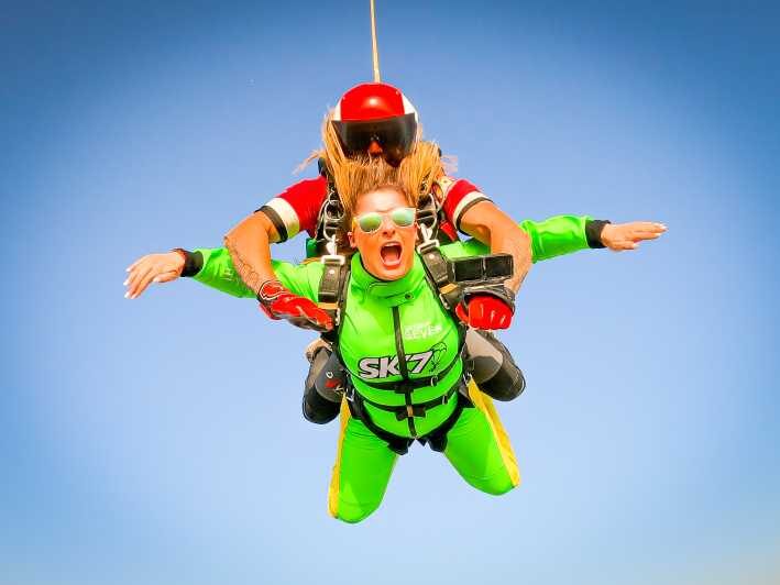 Algarve: Tandem Skydiving from 10.000ft to 15.000ft - The Experience in Detail: What You Can Expect