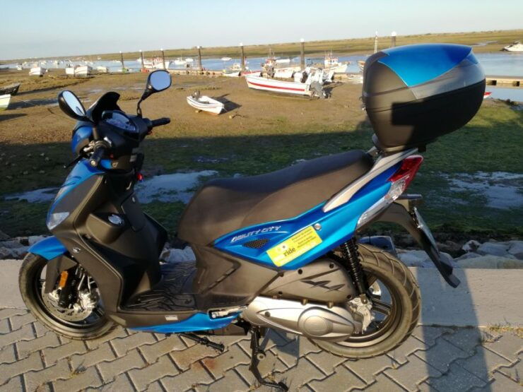 Algarve: Unforgettable Discovery on Two Wheels! - Why Choose Scooter Rental?