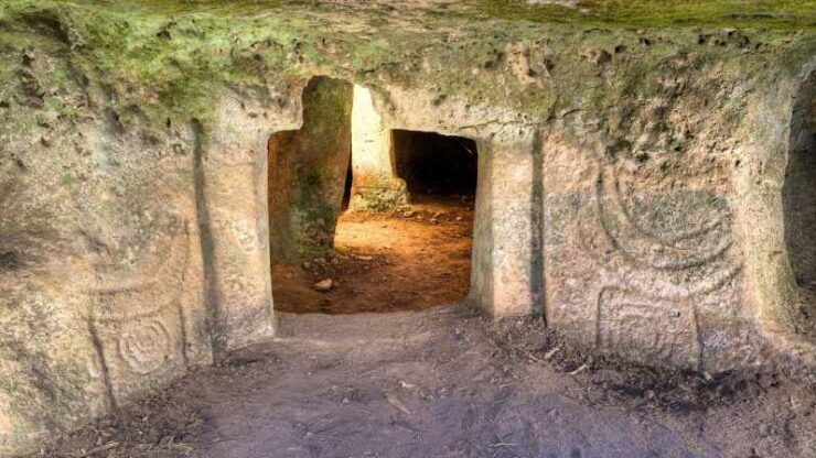Alghero: Anghelu Ruju Necropolis With Audio Guides - Booking Your Visit