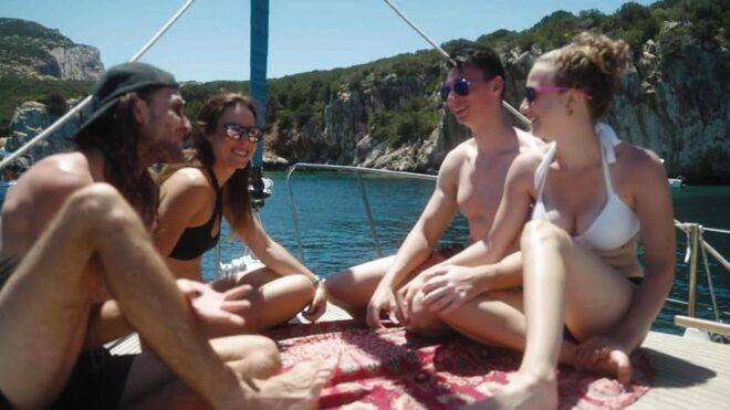 Alghero: Daily Sailing Experience With Lunch Onboard - Inclusion and Restrictions
