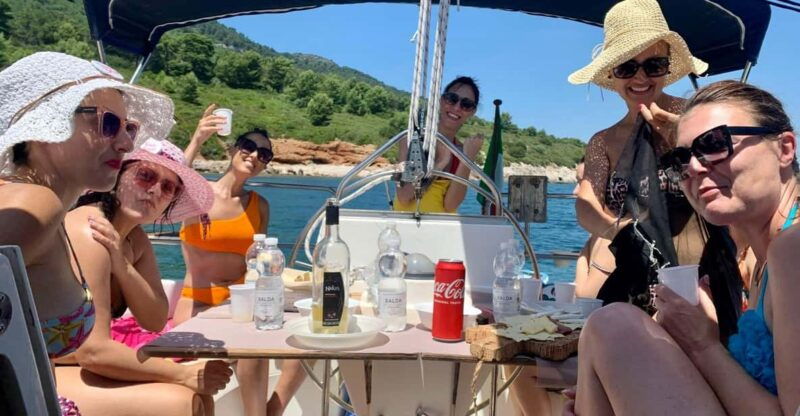 Alghero escursione in barca con pranzo giornata intera - Good To Know