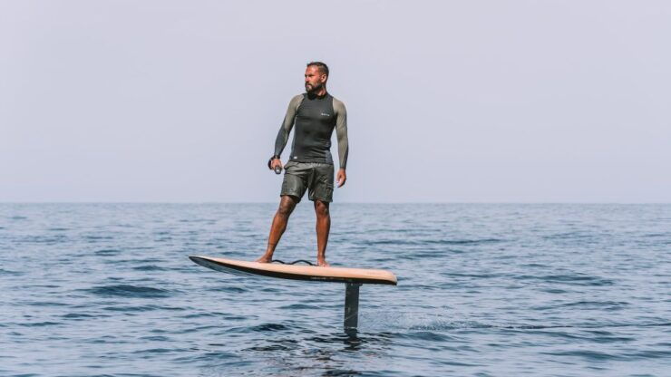 Alghero: Gulf of Alghero E-Surf Excursion - Languages and Group Size