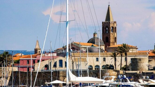 ALGHERO: STARTING FROM THE OLBIA COSTA SMERALDA AREA - Description