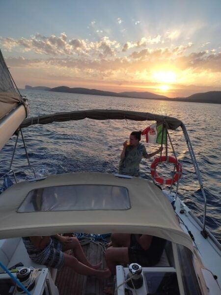 Alghero: Sunset Sailing Aperitif Experience - The Sum Up