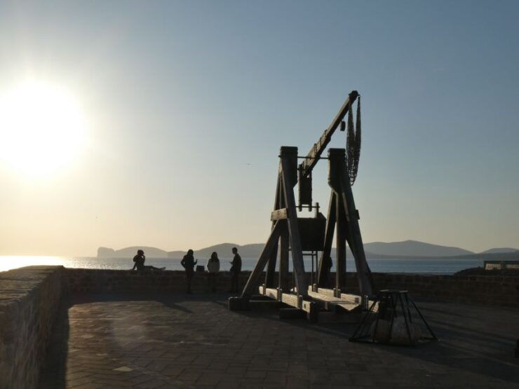 Alghero Walking Tour With Local Guide - Experience With Local Guide