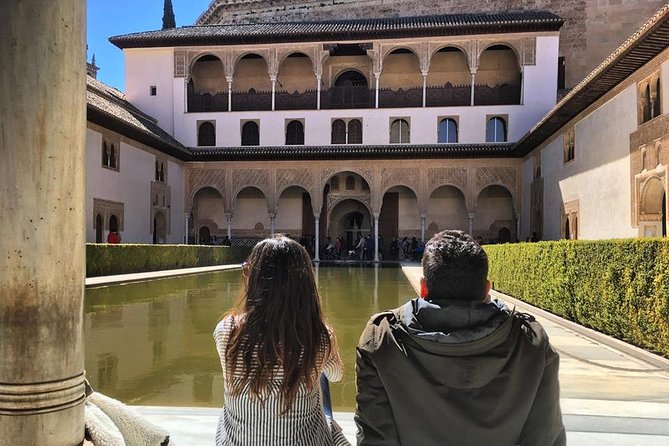 Alhambra and Generalife Gardens Tour With Skip the Line Tickets - Whats Included in the Tour