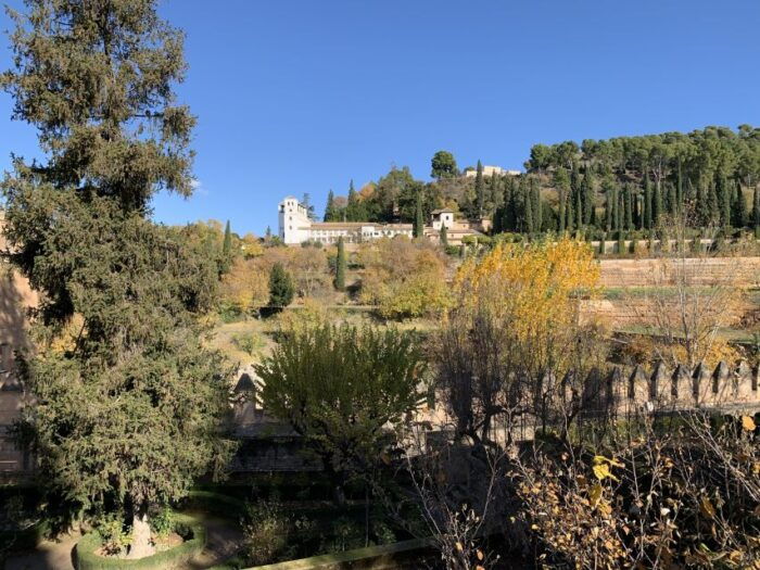 Alhambra and Nasrid Palaces Guided Tour With Tickets - Common Questions