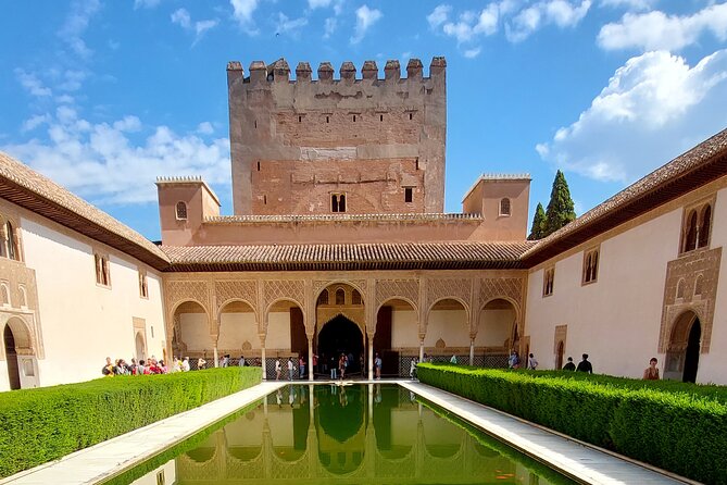 Alhambra and Nasrid Palaces Guided Tour With Tickets - Overview and Duration