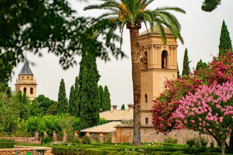 Alhambra From Seville: Alcazaba, Charles V and Generalife - Good To Know