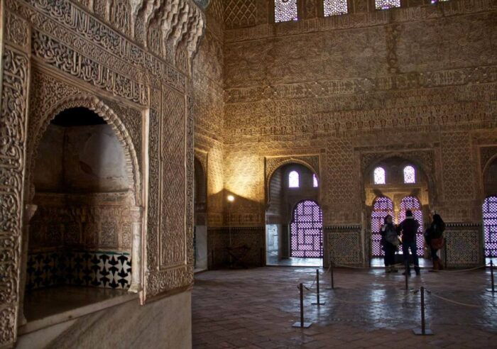 Alhambra & Generalife: Exclusive 3 Hours Private Tour - Common Questions