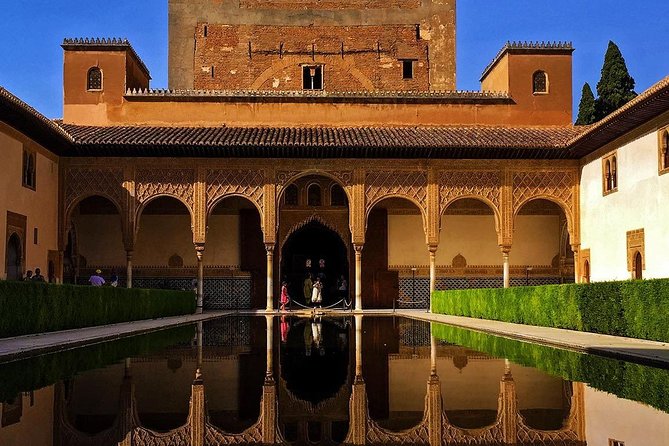 Alhambra & Generalife Guided Premium Tour (Small Groups With Direct Entry) - Pricing and Duration