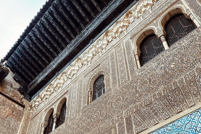 Alhambra, Generalife & Nasrid Palaces Direct Access Tour - Directions