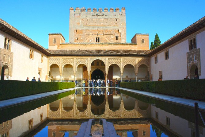 Alhambra, Generalife & Nasrid Palaces Guided Tour in Granada - Overview and Highlights