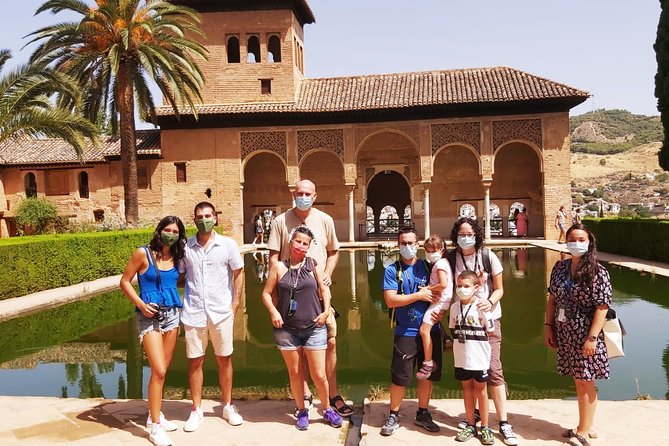 Alhambra, Generalife & Nasrid Palaces Guided Tour in Granada - Benefits of Choosing This Tour