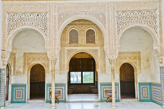 Alhambra & Generalife Skip the Line Regular Group Including Nasrid Palaces - Booking and Flexibility