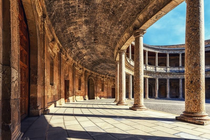 Alhambra, Nasrid Palace, and Generalife Gardens Tour in Granada - Make time for the Generalife Gardens