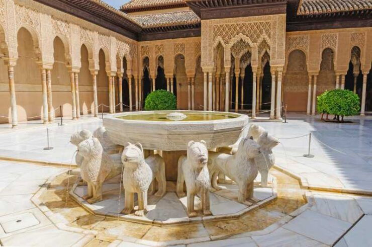 Alhambra & Nasrid Palace: Private Tour With Tickets - Good To Know