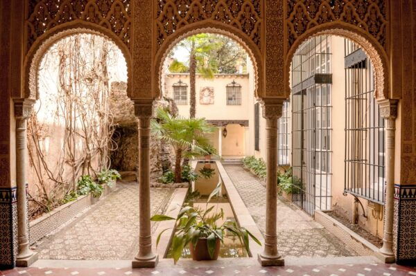 Alhambra & Nasrid Palace: Private Tour With Tickets - Frequently Asked Questions