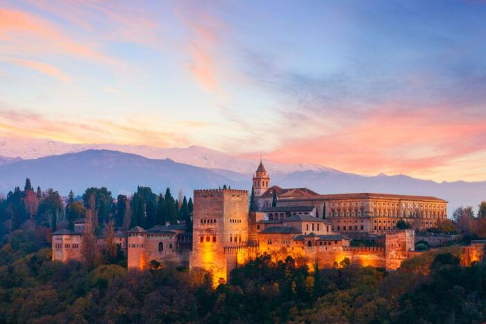 Alhambra, Nasrid Palaces, and Generalife 3-Hour Guided Tour - Practical Information for Visitors