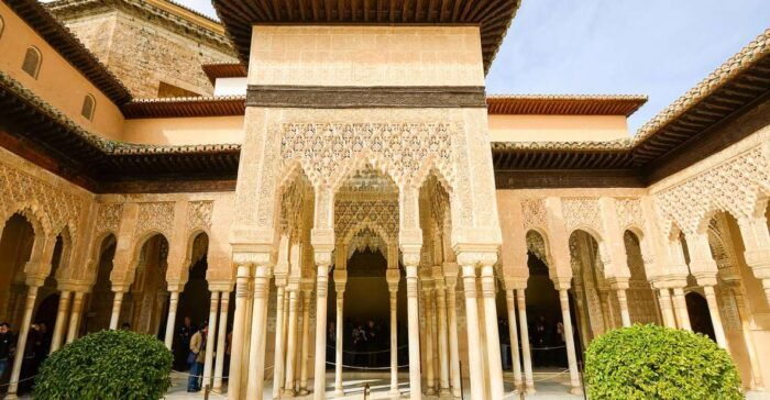 Alhambra, Nasrid Palaces, and Generalife 3-Hour Guided Tour - Common Questions