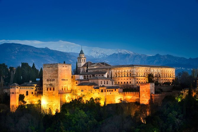 Alhambra, Nasrid Palaces and Generalife Private Tour From Malaga - Common Questions