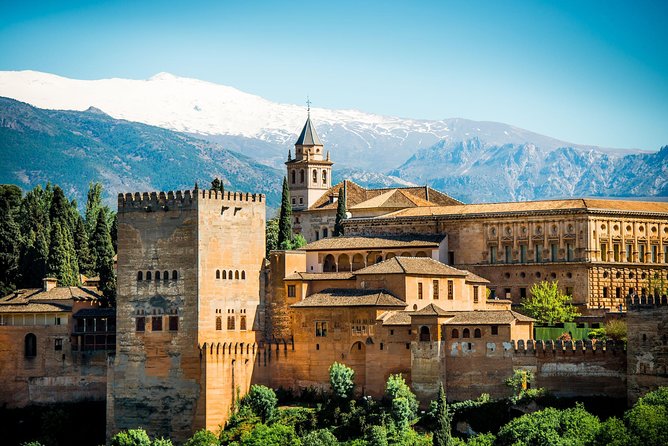 Alhambra, Nasrid Palaces, Generalife & Alcazaba Private Tour - Transportation and End Point Information