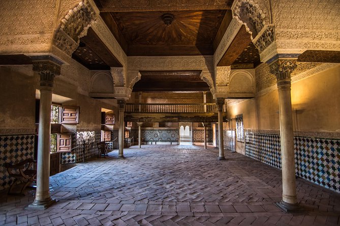 Alhambra Private Tour From Seville - Tips for a Successful Tour