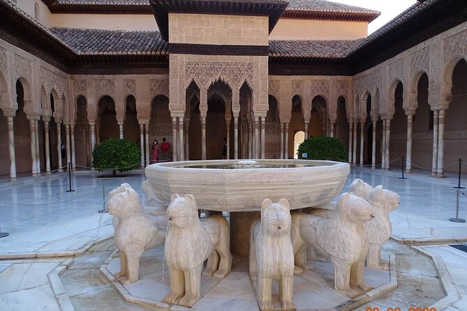 Alhambra Private Tour: Nasrid Palaces and Generalife - Tour Details
