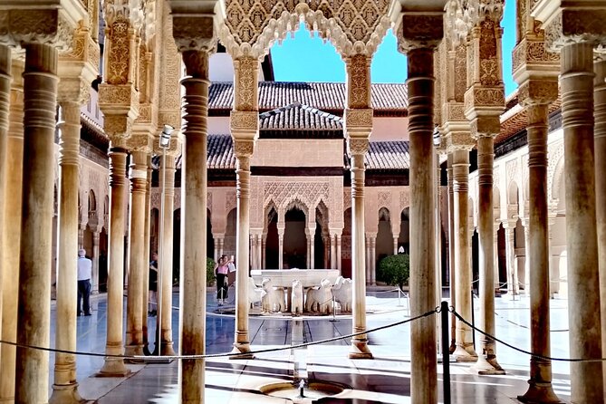 Alhambra Private Tour: Nasrid Palaces and Generalife - What To Expect