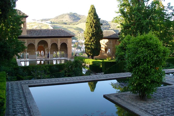 Alhambra Skip-the-Line Guided Tour - Directions
