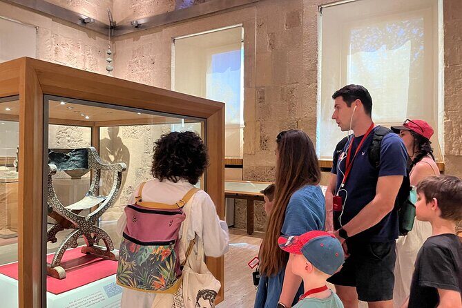 Alhambra Surroundings Guided Tour - The Experience: What to Expect