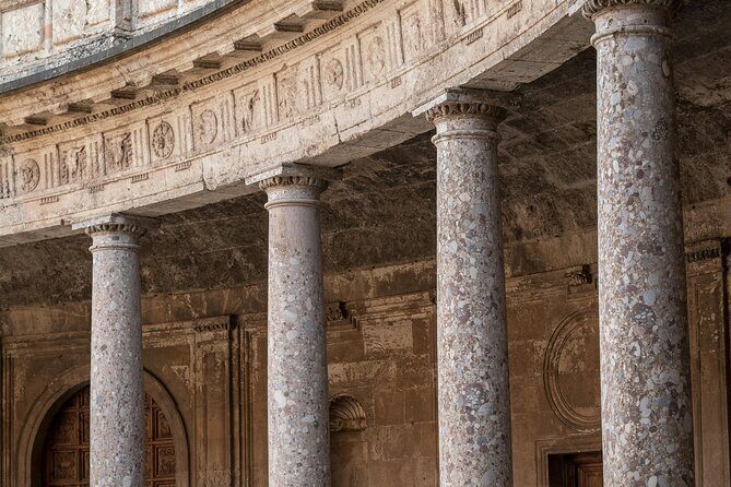 Alhambra Surroundings Guided Tour - FAQs