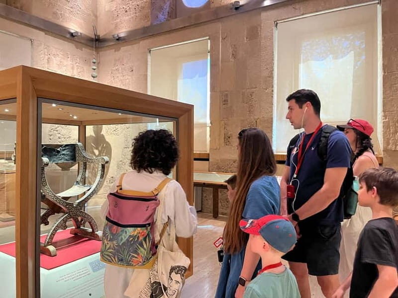 Alhambra Surroundings: History, Architecture and Legends - Good To Know