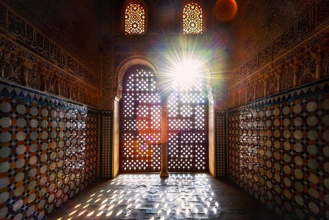 Alhambra Tour & Ticket: Nasrid Palaces, Alcazaba & Generalife - Directions