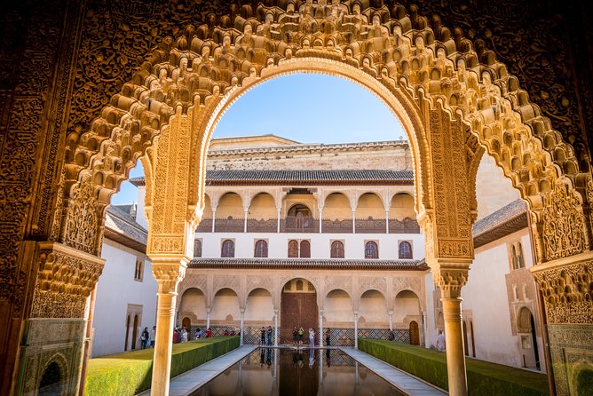 Alhambra Tour & Ticket: Nasrid Palaces, Alcazaba & Generalife - The Sum Up