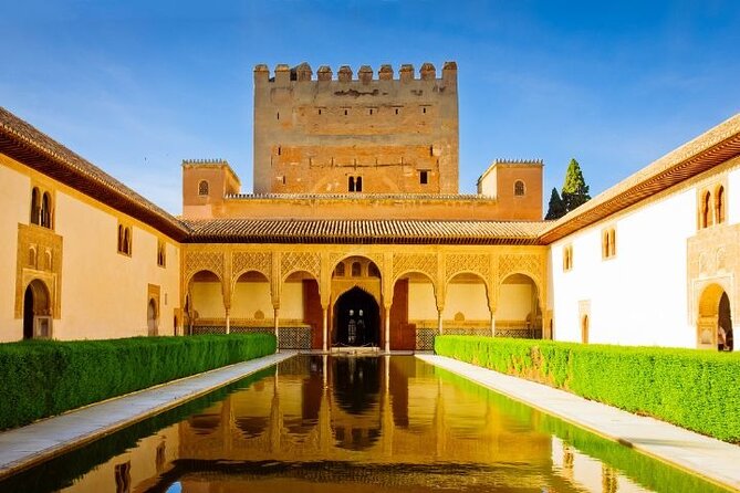 Alhambra: Tour With Nasrid Palaces if You Already Have Your Ticket - Tips for Visitors With Pre-Purchased Tickets