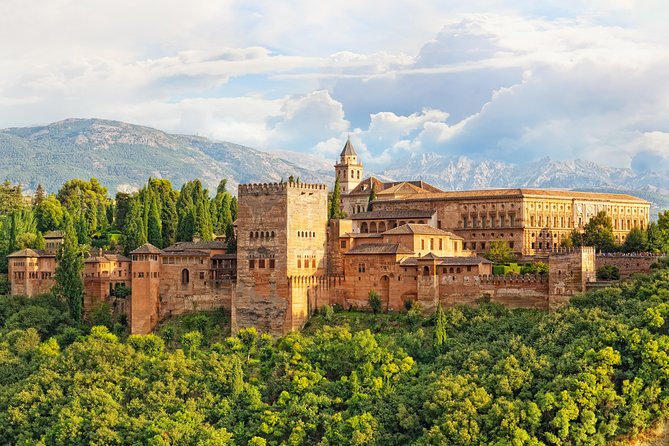 Alhambra With Nazaries Palaces Skip the Line Tour From Seville - Pickup Details and Instructions