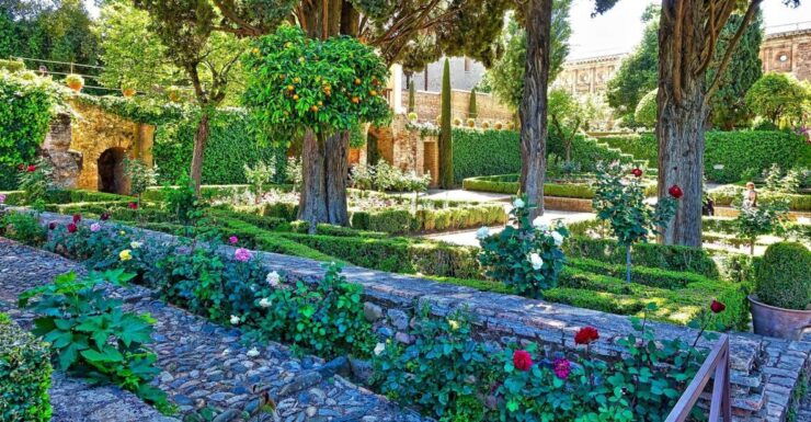 Alhambra's Gardens: Generalife, Partal, Alcazaba, & Carlos V - Partal Palace: Origins and Workshops Visit