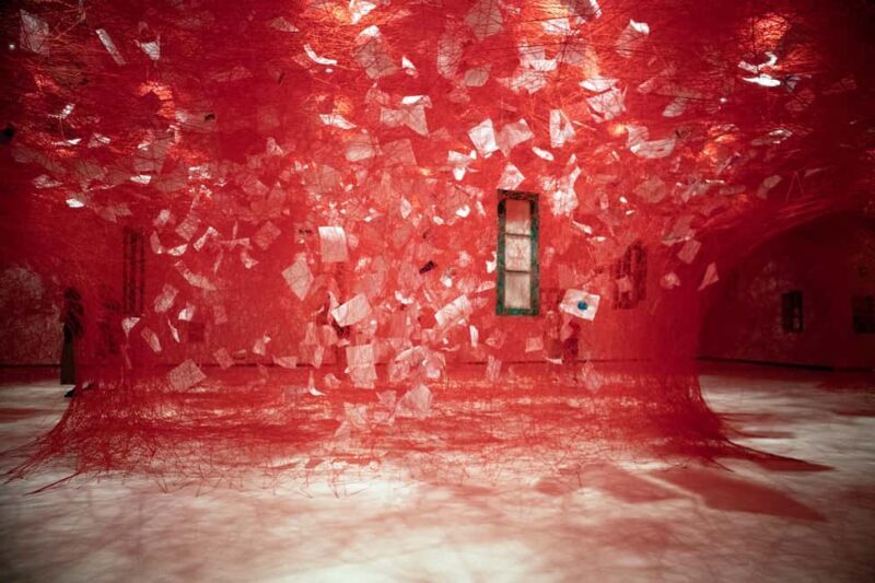 Alhóndiga de Bilbao: Art explained by Artists - Frequently Asked Questions