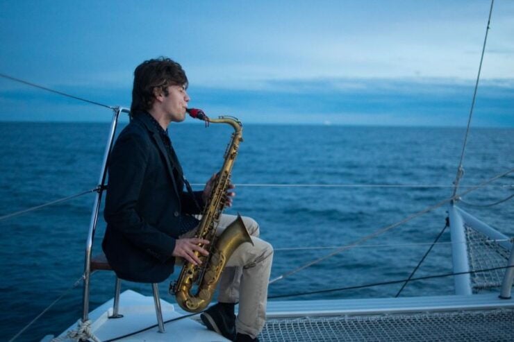 Alicante: Afternoon Cruise With Appetizer and Live Music - Good To Know