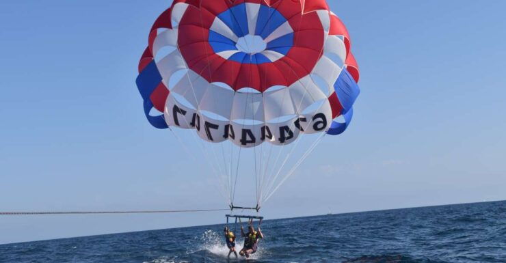 Alicante: Boat Trip and Parasailing Experience With Drink - Experience Highlights