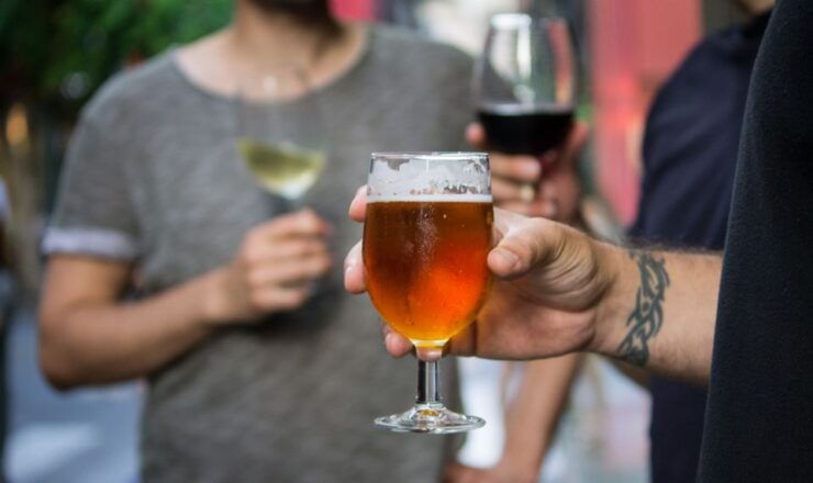 Alicante: Central Market Guided Food Tour With Tapas Bars - Market Immersion and Tastings