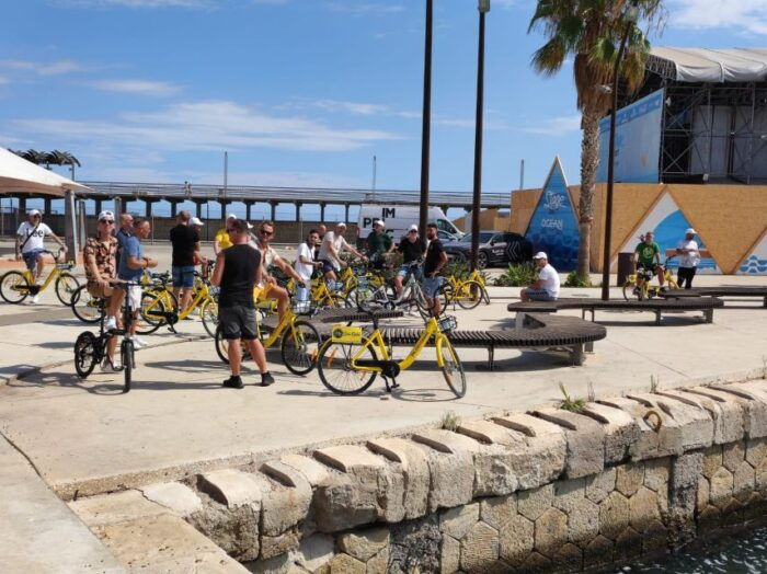 Alicante: City and Beach Bike Tour - Booking and Availability