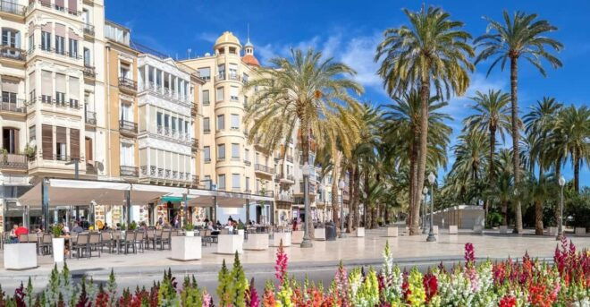 Alicante: Express Walk With a Local in 60 Minutes - Inclusions, Exclusions, and Preparation Tips