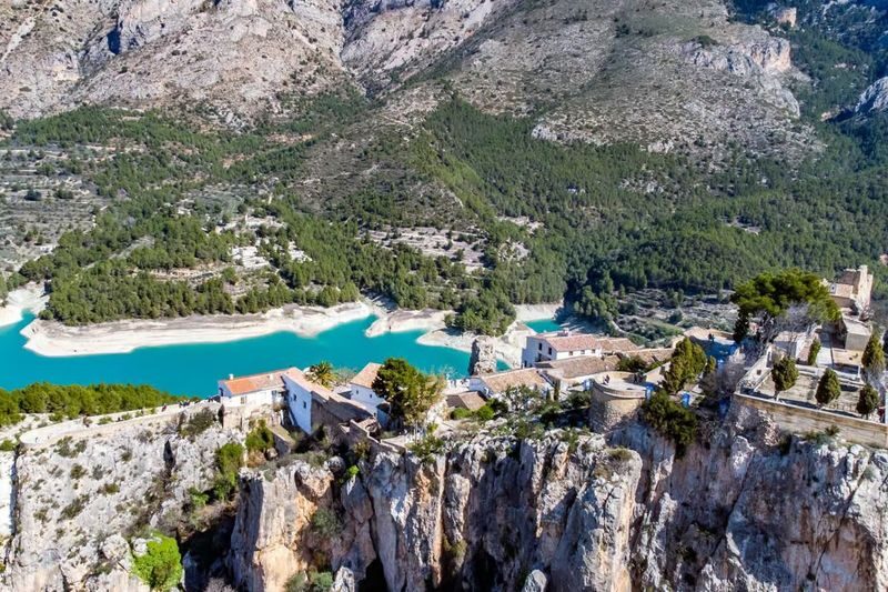Alicante Guadalest & Algar Waterfalls Full-Day Tour - Confirm the meeting point and schedule