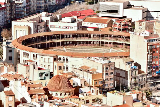 Alicante: Guided Walking Tour - Admire Modernist Architecture
