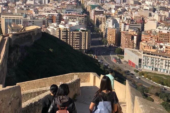 Alicante Historic Small Group Tour With Tapas Tasting - Tapas Tasting at a Local Favorite