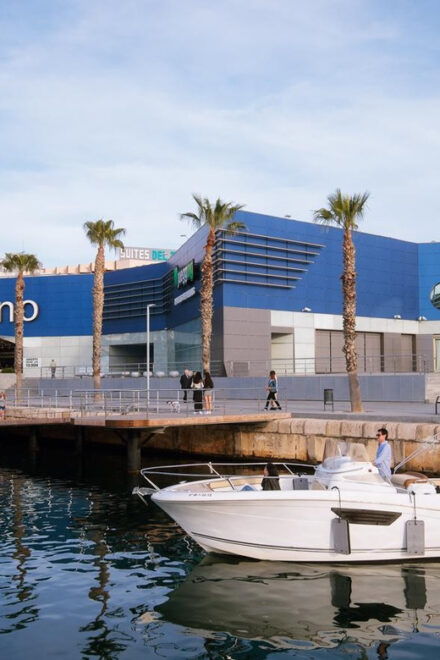Alicante: Nautical Tour With Professional Tourist Guide - Meeting Point Instructions