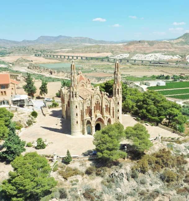 Alicante: Old Winery with Tastings & Gaudí's style of Church - Exploring the Historic Winery