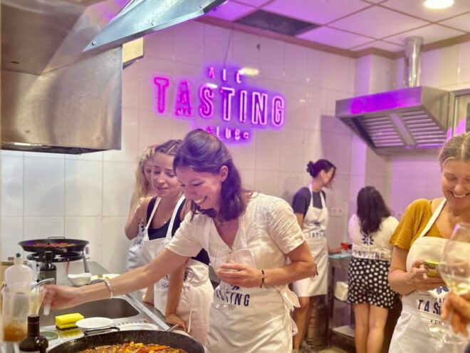 Alicante Paella Cooking Class, Tapas, Drinks and Market - Culinary Journey